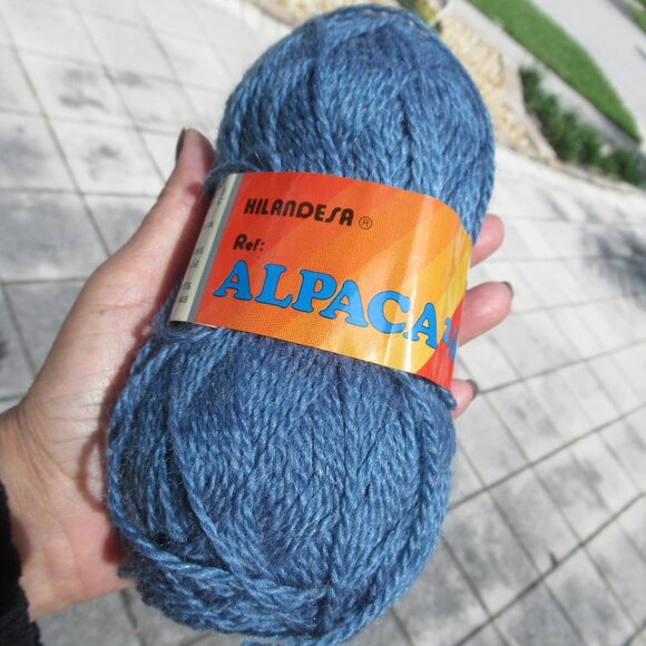 Lot of 5 Skeins Hilandesa ALPACA 2/6 Yarn, Acrylic & Alpaca Color 6 ~ Blue - Picture 2 of 9